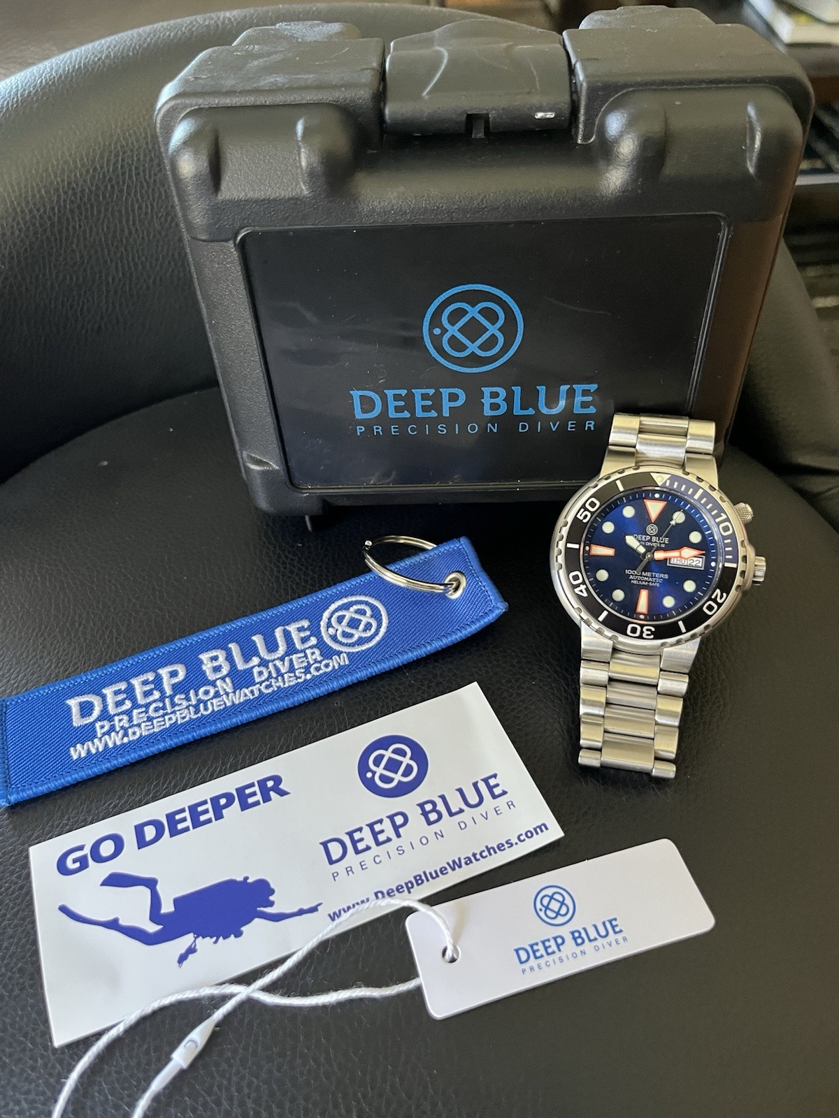 Deep Blue Sun Diver – Dark Blue w/ Orange Accents – With Hard Case And Extras!