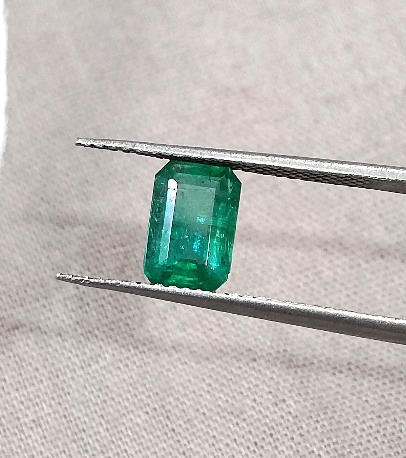 1.04ct Deep Green Natural Emerald Zambia Minor Oil Octagon Cut Gemstone
