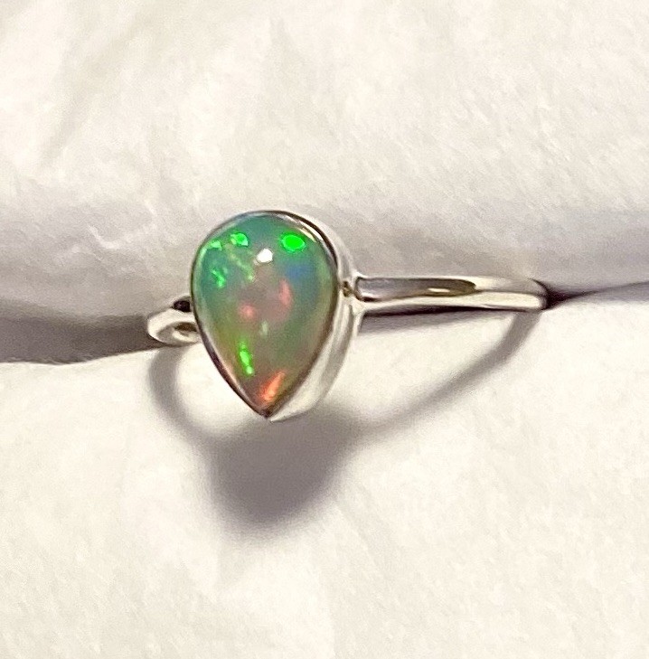 Lovely Ethiopian Opal Ring 925 Sterling Silver Size 7🌹