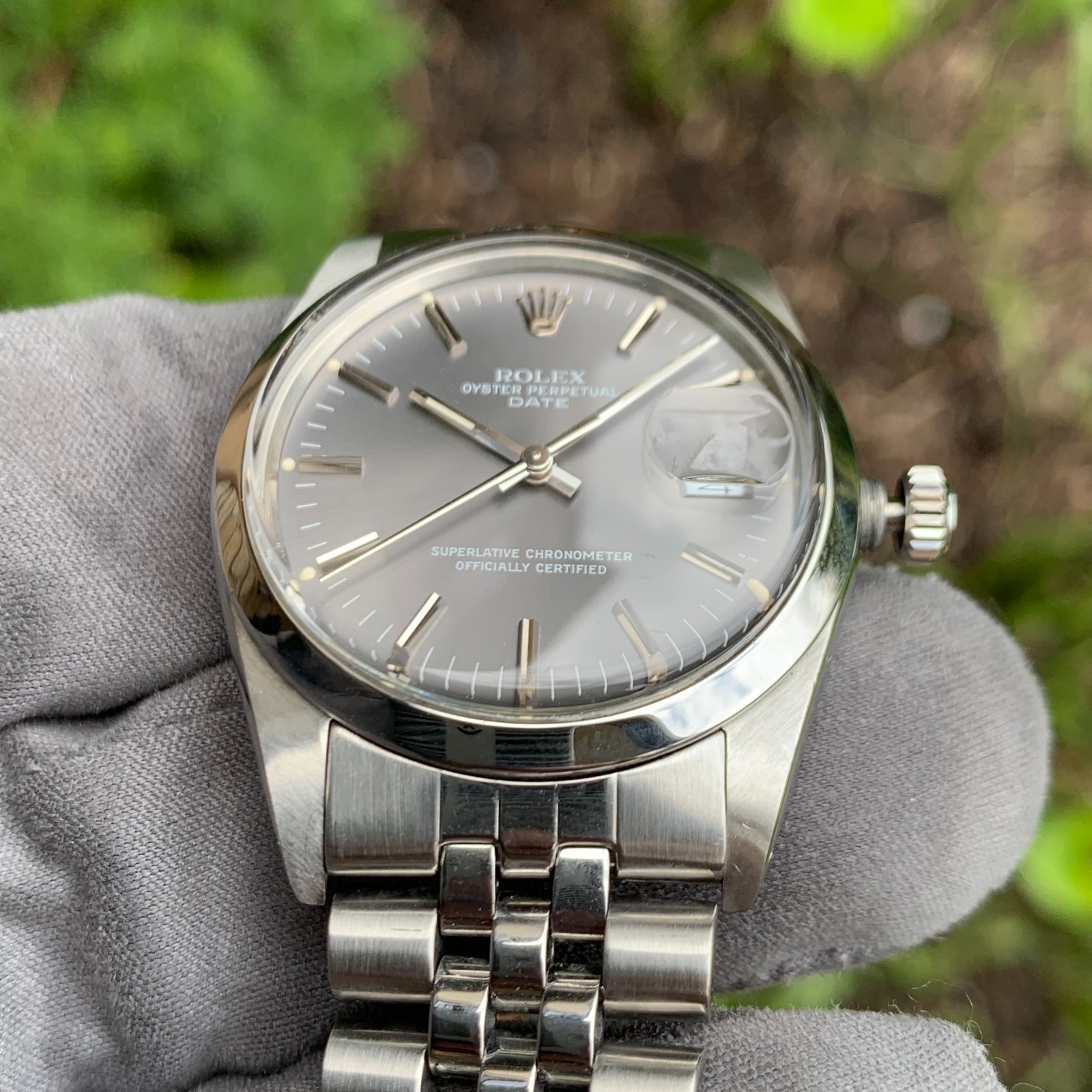 Rolex Oyster Perpetual Date Ref. 15000 Grey Dial Automatic Wristwatch