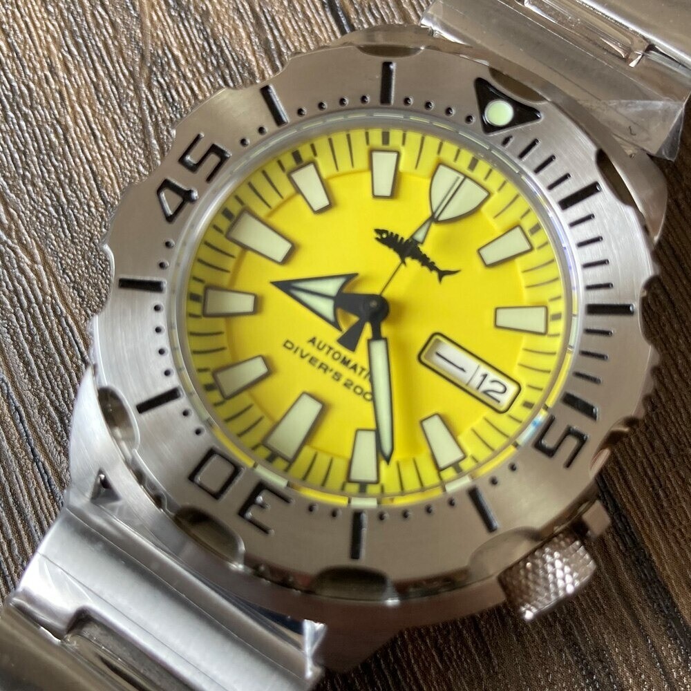 Heimdallr Sharkey Ocean Monster Diver NH36A Day Date Automatic 200M Watch C3 V2
