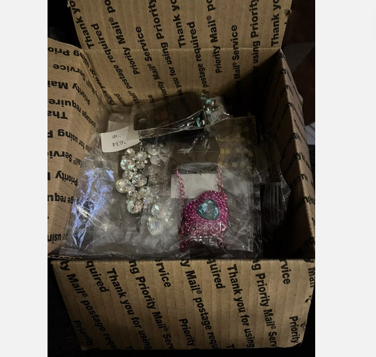 FASHION JEWELRY 12 PC GRAB BAG-BAGGED NO TANGLES &CARDED-BETTER VALUE BUY 2/MORE