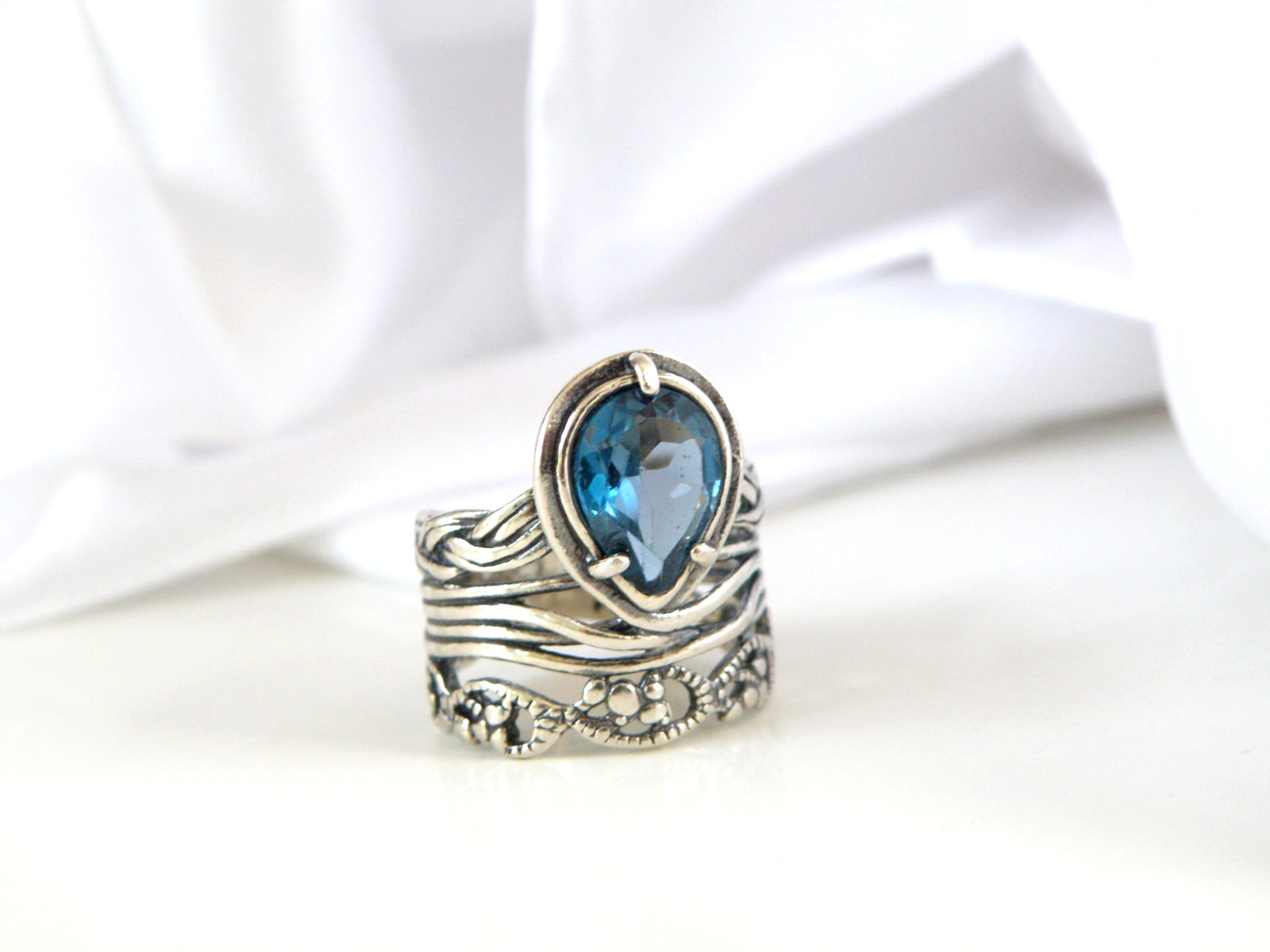 OrPaz 925 Sterling Silver London Blue Topaz Organic Ring Size 6