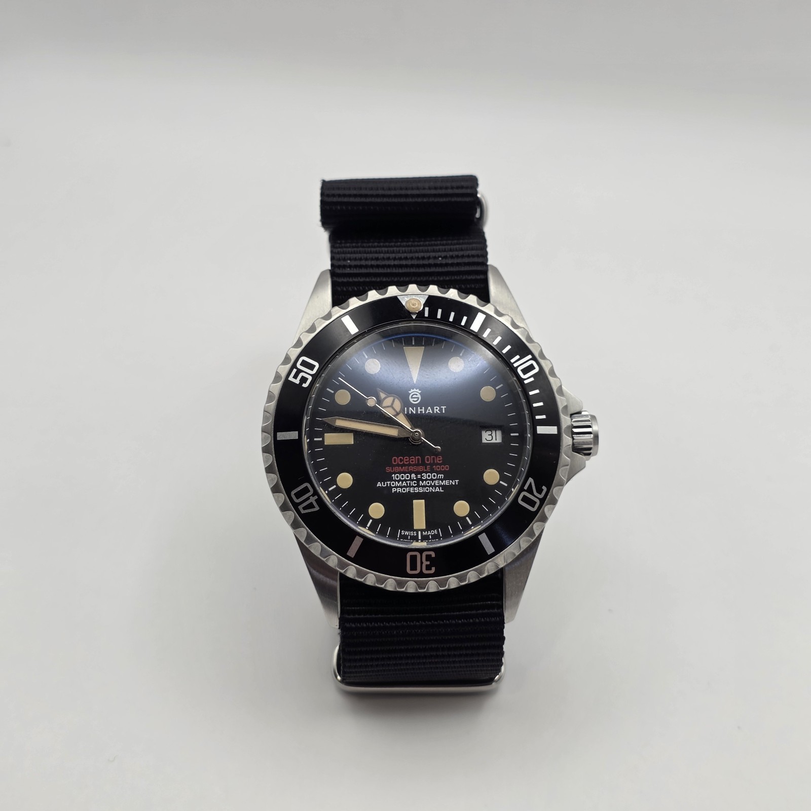 Steinhart Ocean One Vintage Red 42mm Excellent with Box and Papers
