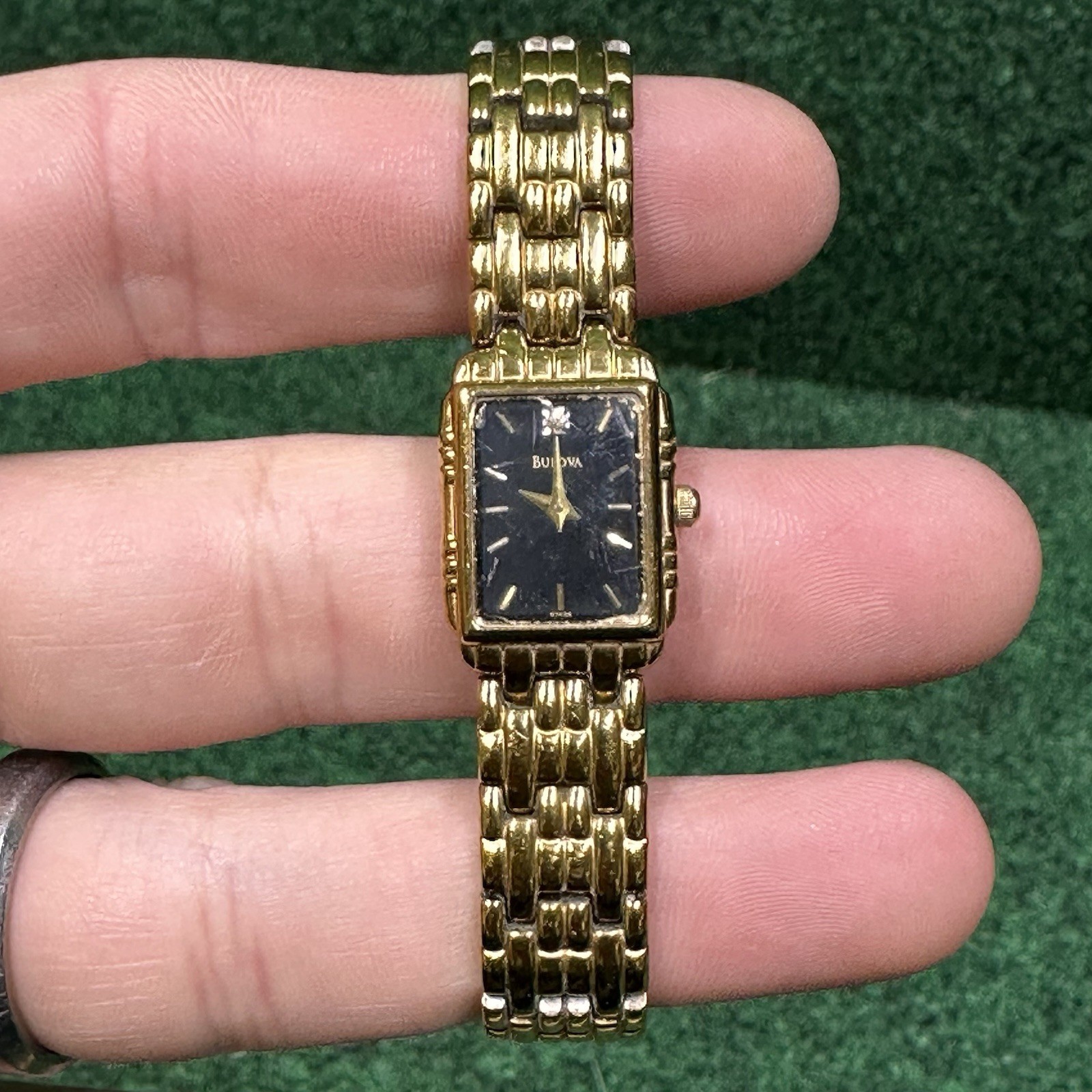 Vintage BULOVA Tank T8 Quartz NOT RUNNING