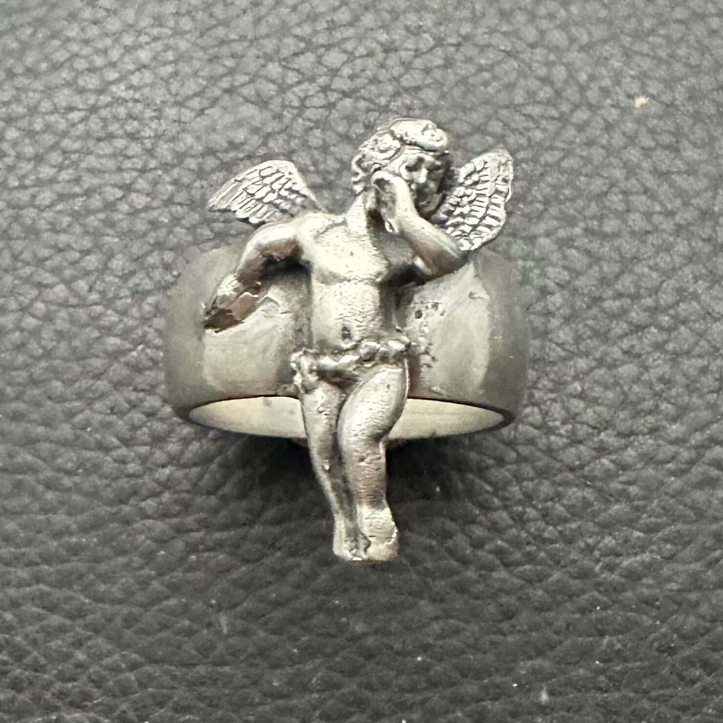 MJG STERLING SILVER. LADIES ANGEL RING BAND. CHERUB ANGEL RING. SIZE 8