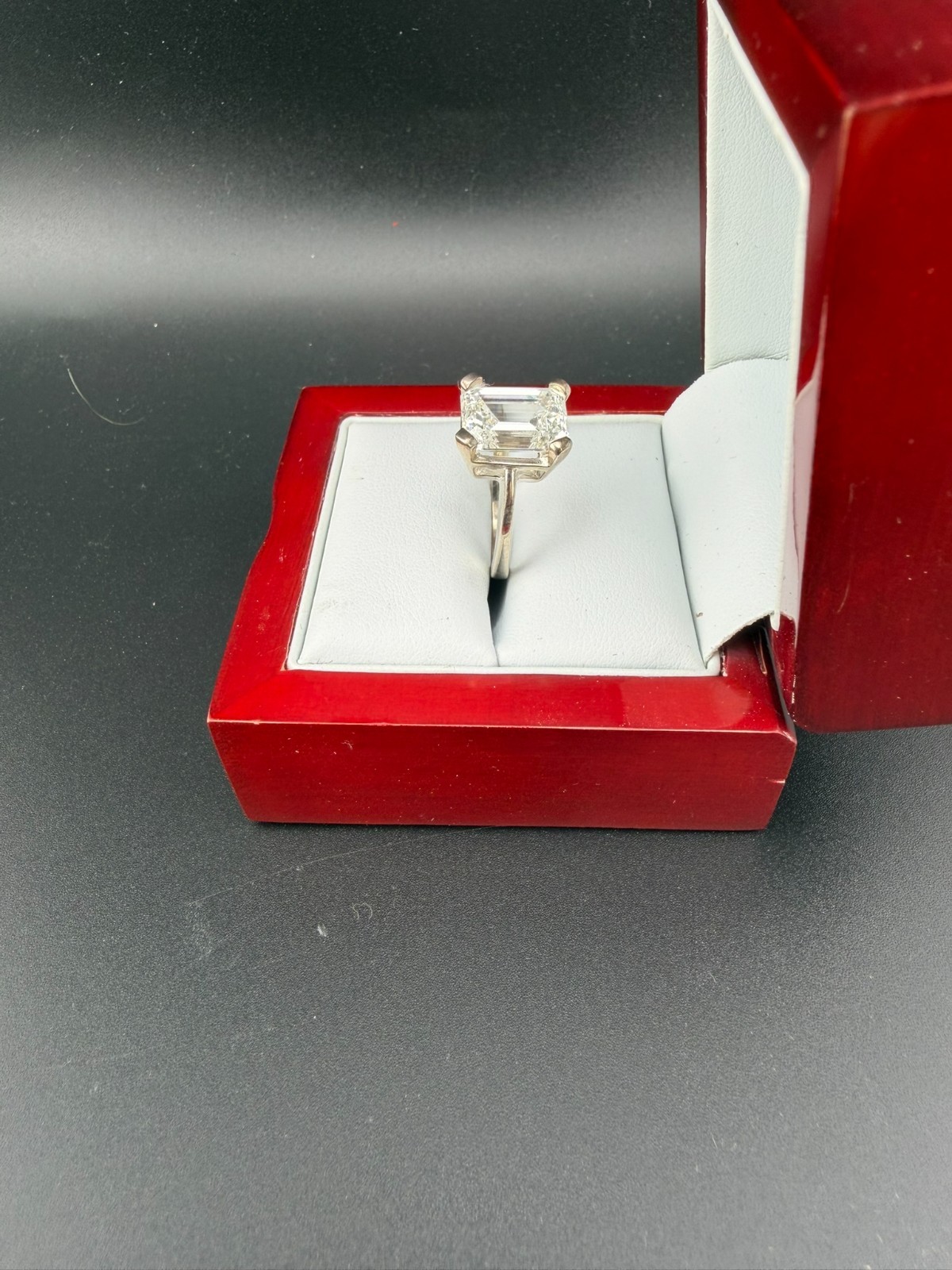 IGI CERTIFIED 4.76ct EMERALD CUT LAB GROWN DIAMOND ENGAGEMENT WEDDING RING