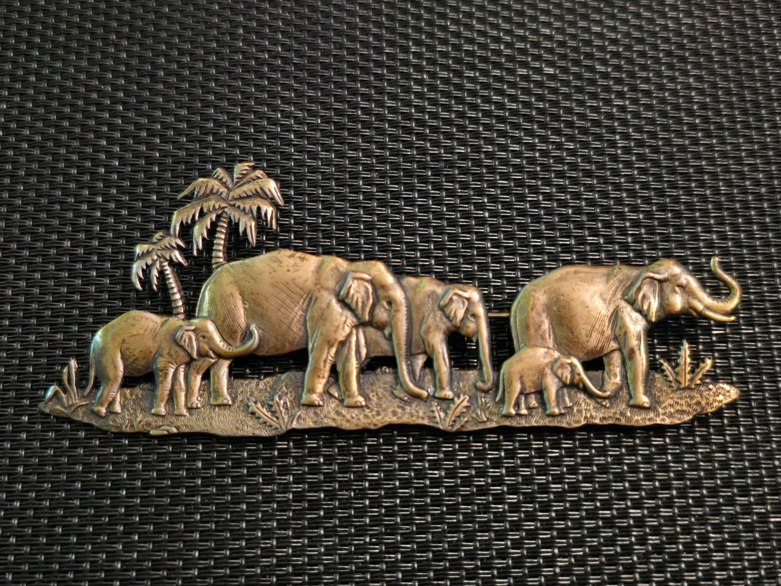 JJ Jonette ELEPHANT FAMILY WALK Pins Brooches – Silvertone & Bronze – Set of TWO