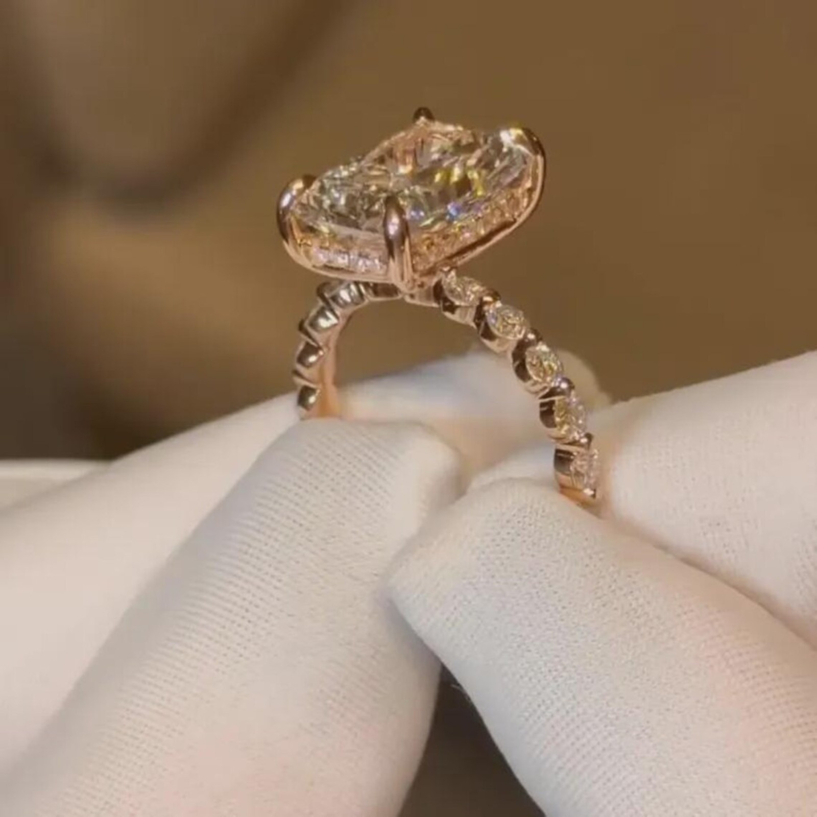 5 CT Radiant Lab Grown Diamond Engagement Ring With Twist Pave Band | 14k Gold