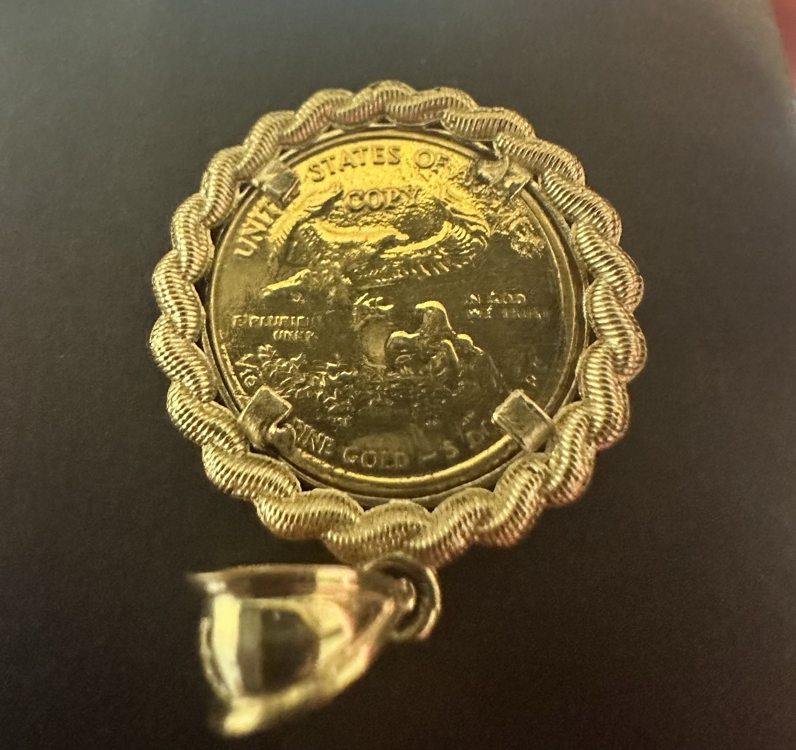 Solid 10K Yellow Gold Walking Liberty Coin Style Pendant 4.0 Grams
