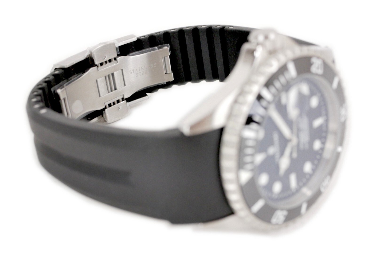 Steinhart Ocean One 39 Black Ceramic Automatic Swiss Dive Watch 103-0981 Slicone