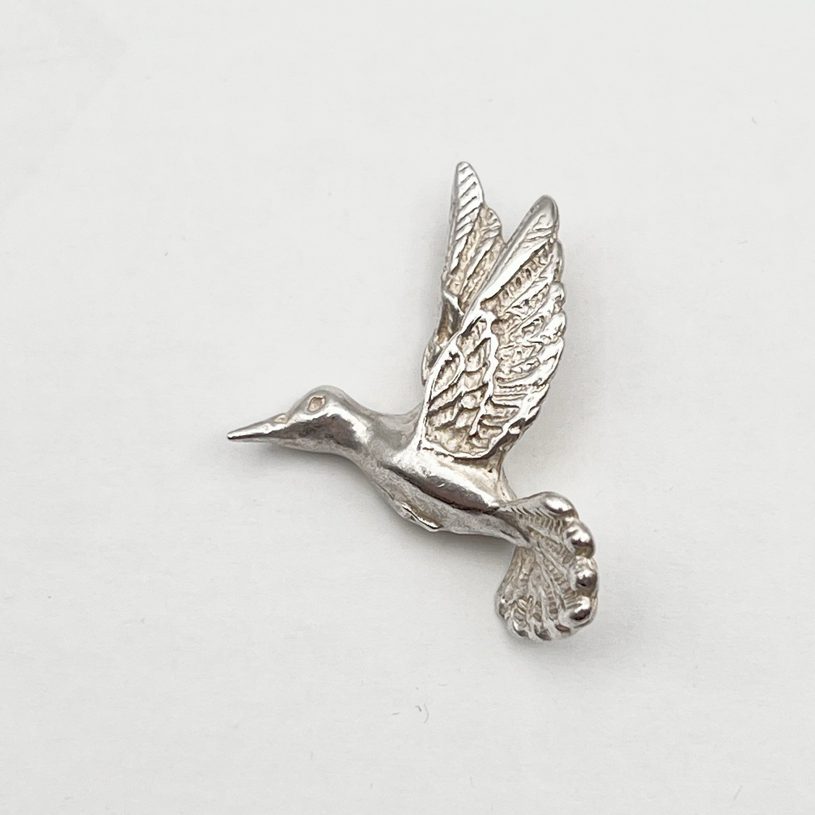 Humming Bird in Flight with Raised Wings 925 Sterling Silver Charm Pendant 4.0g