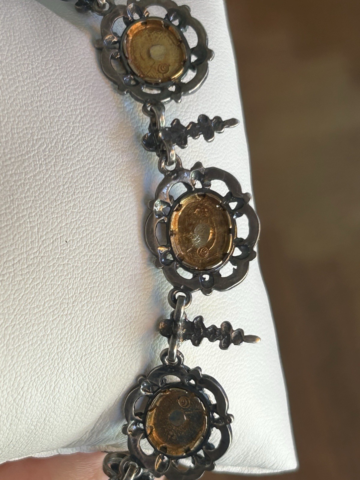 Beautiful vintage 835 silver costume necklace with natural garnets