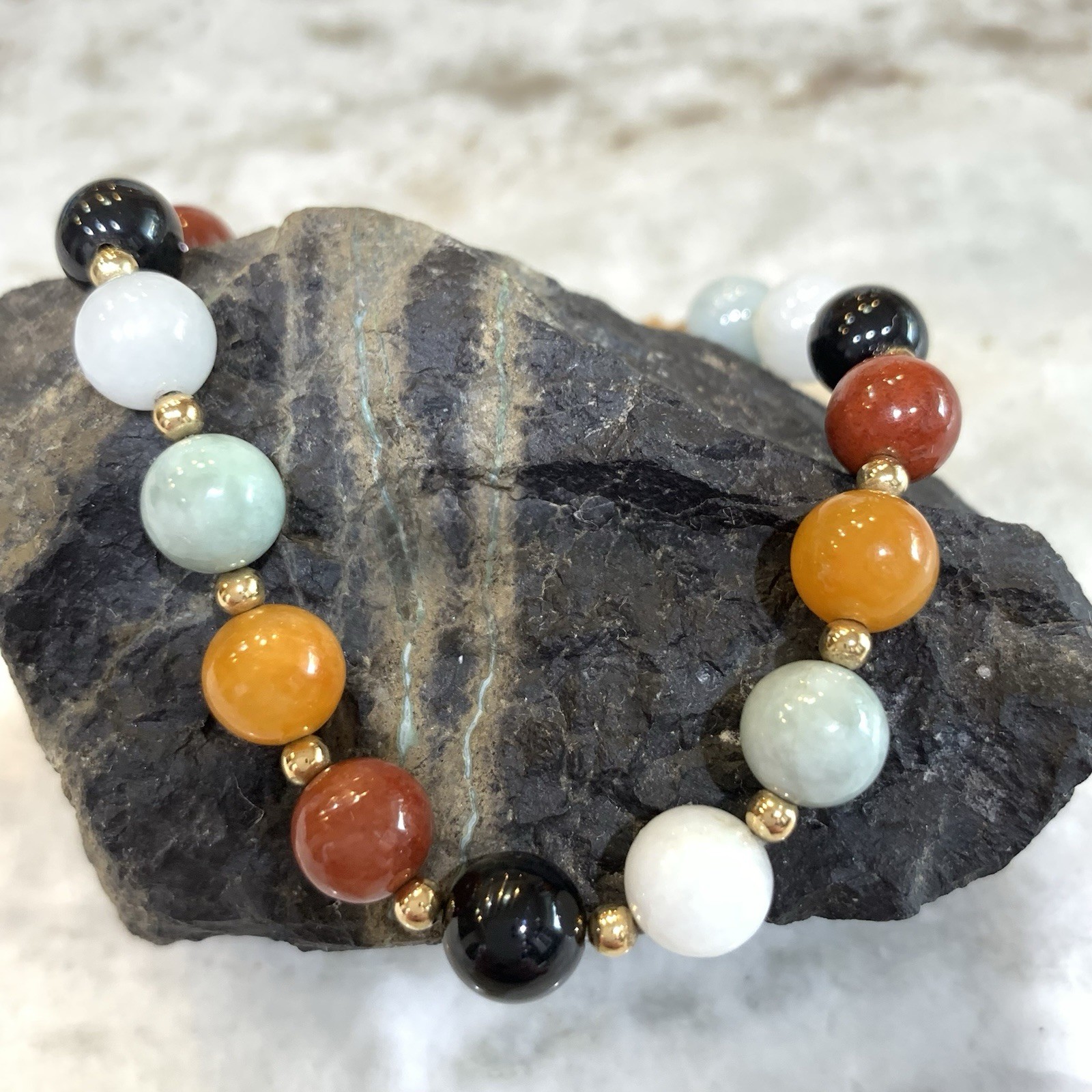 VTG 14K Jade BRACELET Multi Colored JADITE 8mm 15g Yellow Gold clasp beads 7.5”