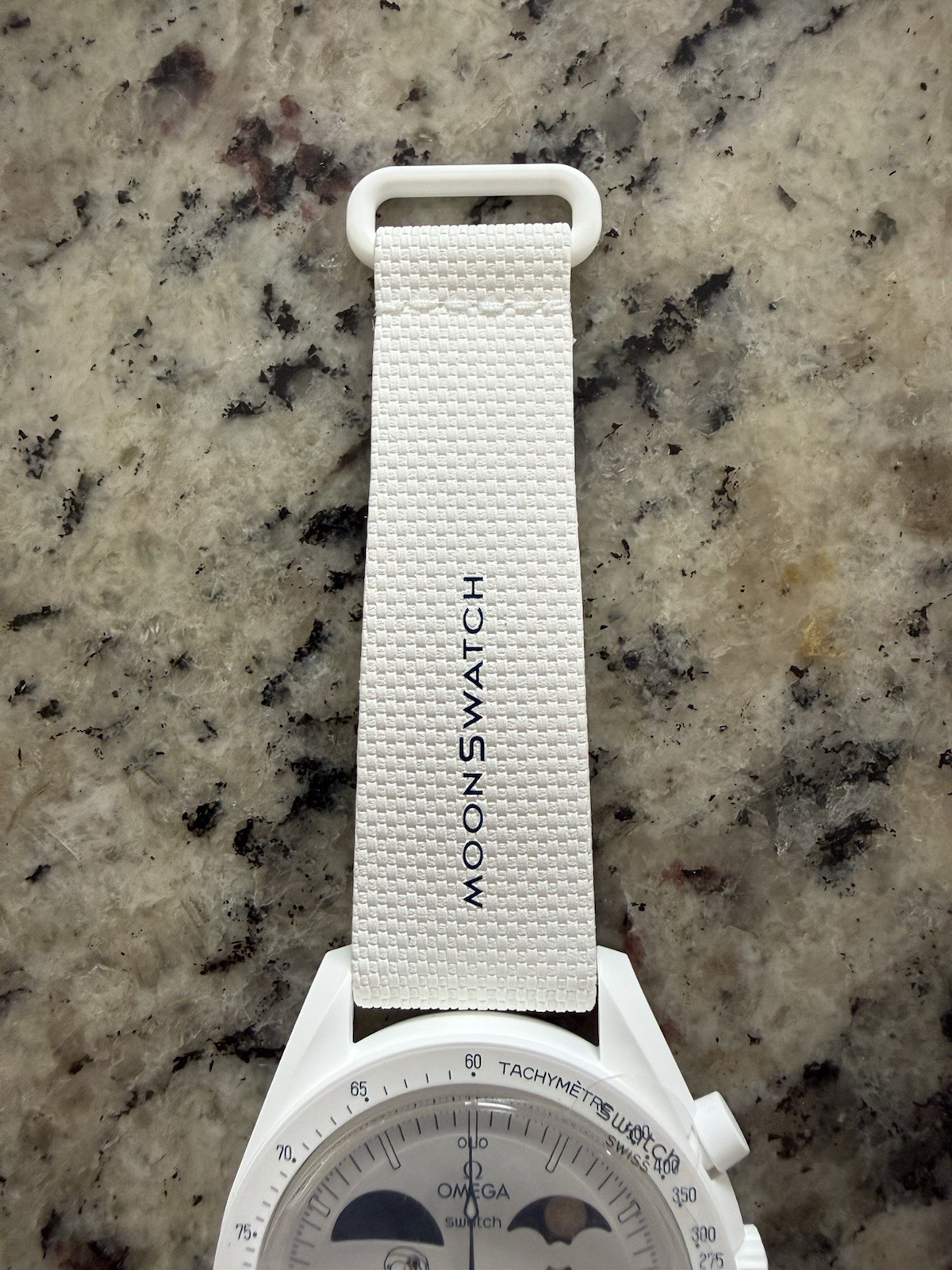 *BRAND NEW* Swatch Omega Mission to Earth Phase Snoopy “Moonshine Gold”