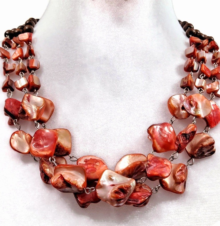 Iridescent Peach Mother of Pearl Shell 3-Strand Statement Necklace & Earring Set