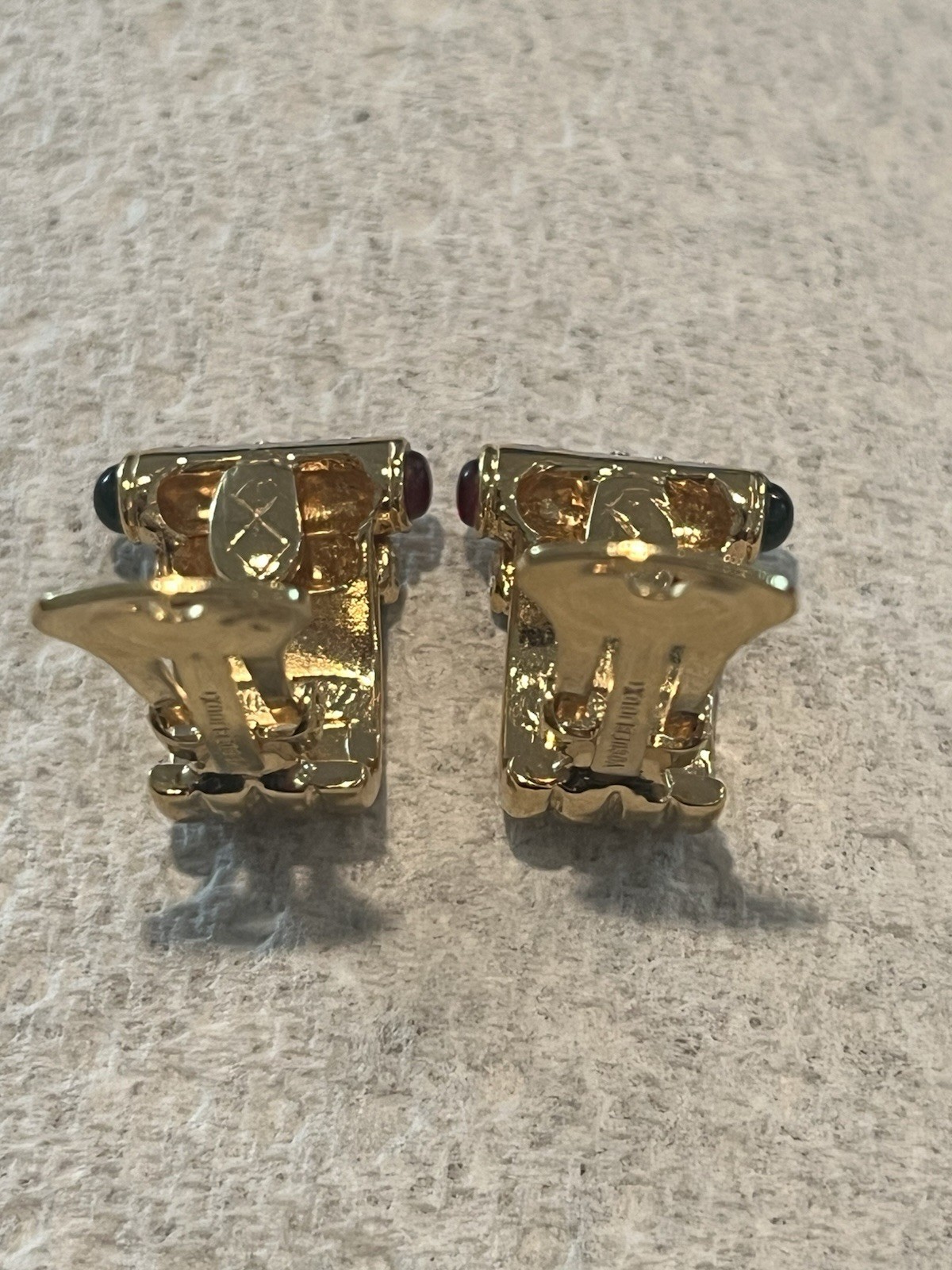 Vtg Vogue Bijoux Gold Plated Faux Diamond Red Green Crystals Clip On Earrings