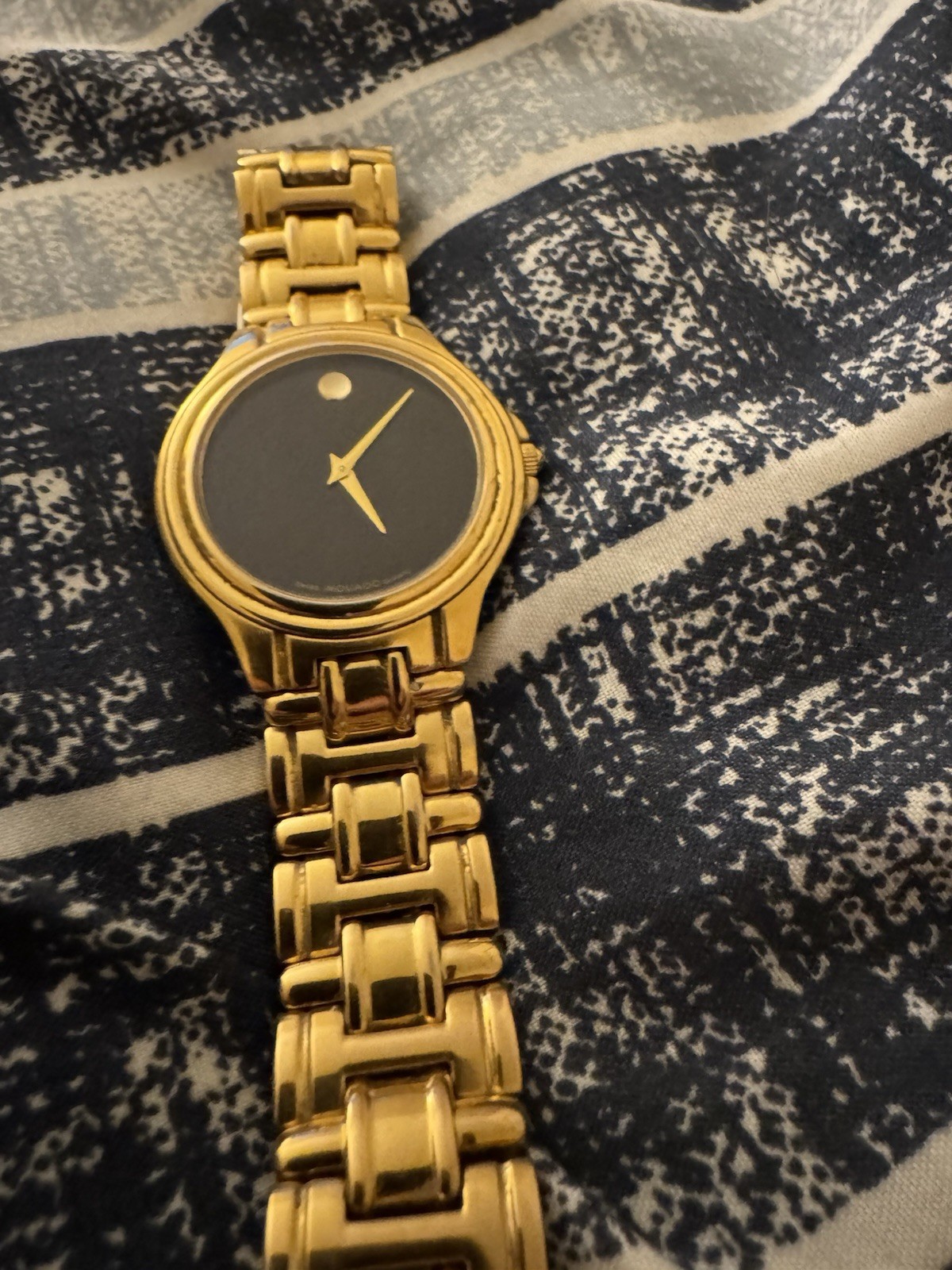 Movado Veturi Classic 40mm Gold Case Stainless Steel Watch – 0607417