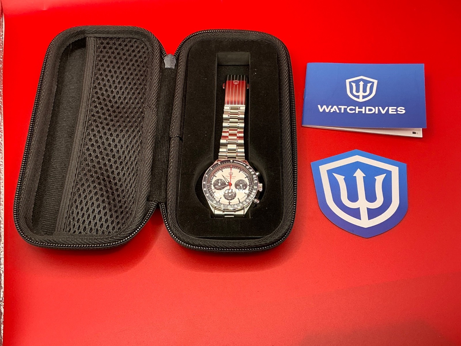 WATCHDIVES “PANDA” Tachymeter Chronograph Mecca Quartz VK63 39mm Watch WD1863