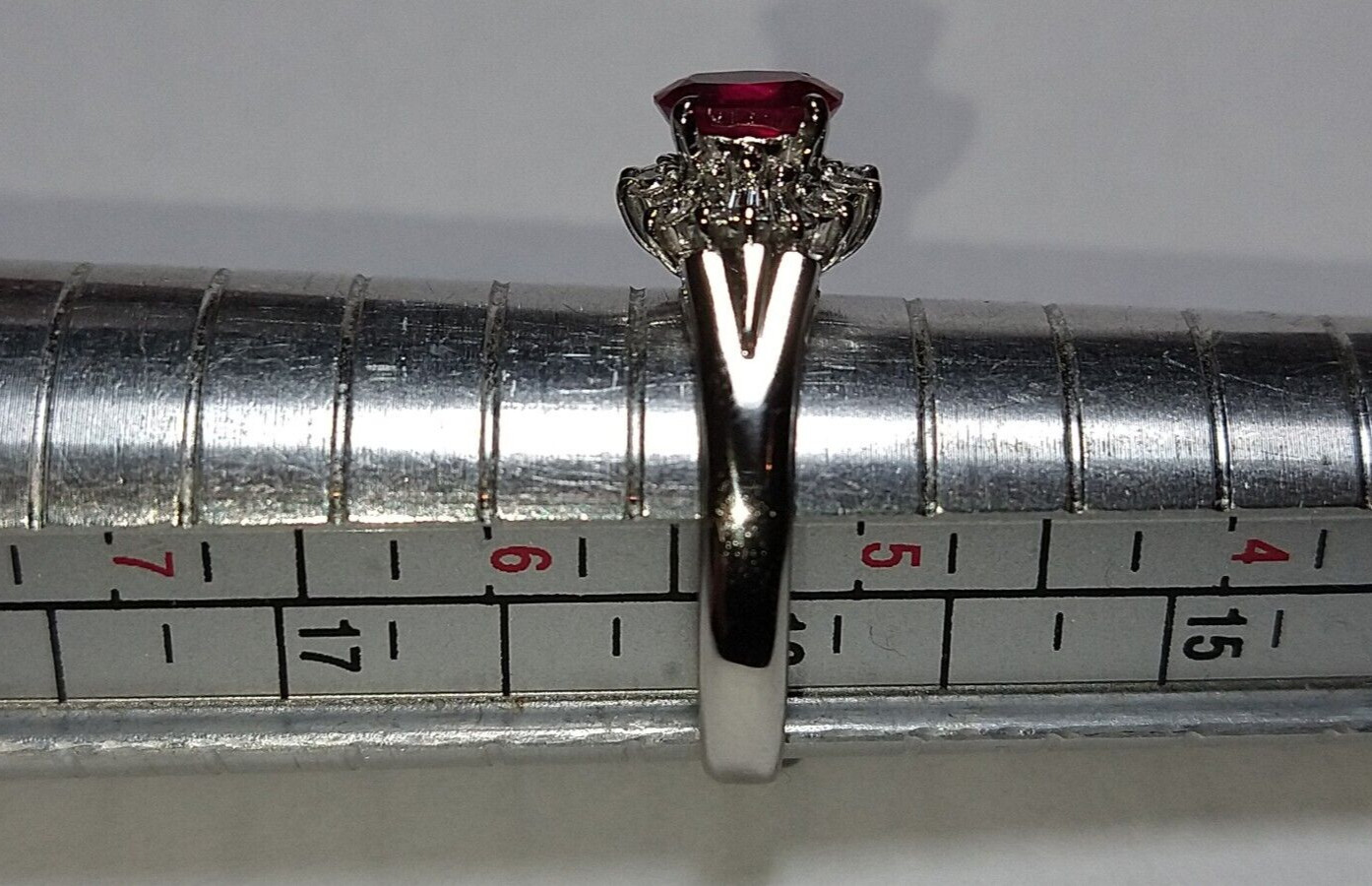 Solid platinum 0.84 carat natural ruby diamond ring 4.52 grams – sz 5.25 pt900