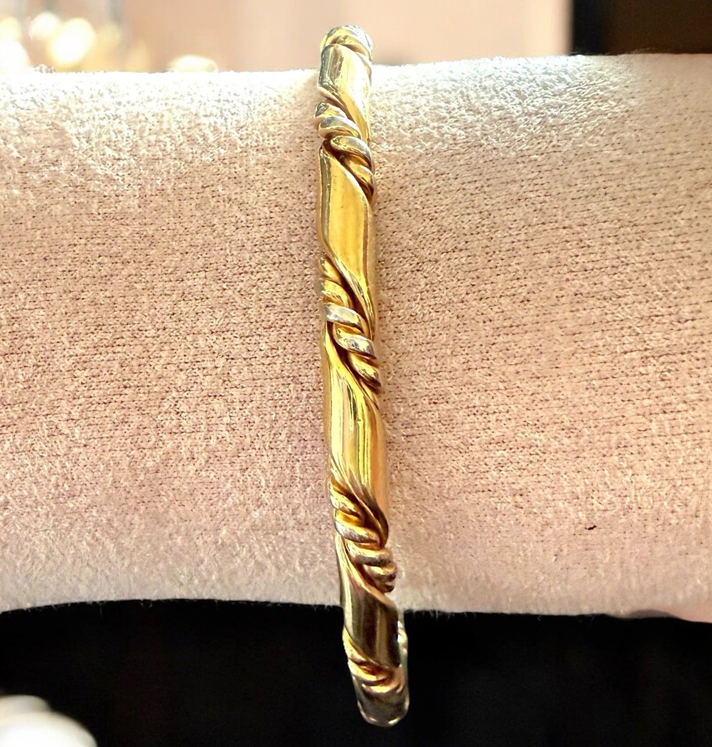 Gold Tone Bangle Bracelet Twist Rope Design Vintage Fashion Jewelry