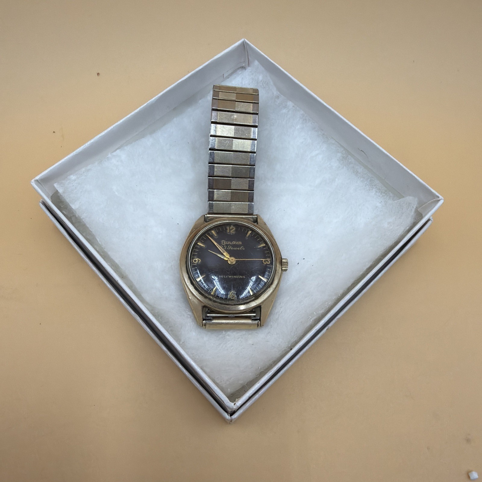 Vintage Mens Bulova 23 Jewels Selfwinding Watch Working Condition
