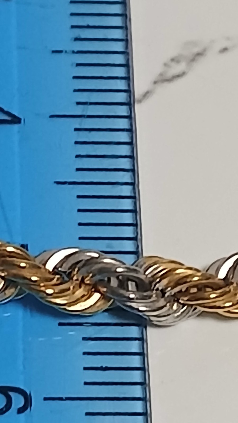 9ct Yellow and white Gold Bracelet.