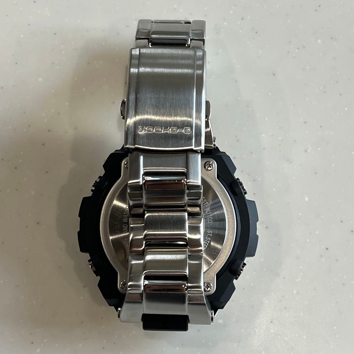 item CASIO G SHOCK GST W110 black and gold radio solar complete set
