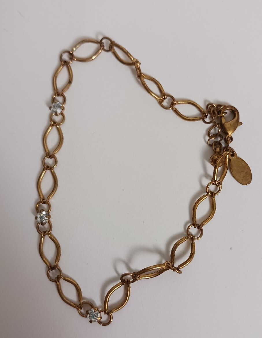 Panama Jack Gold Tone Rhinestone Bracelet 10″ max