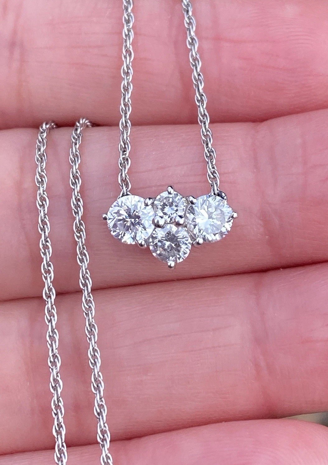 Stunning Platinum 1.00TCW 100% Natural Quality Diamond Pendant Necklace