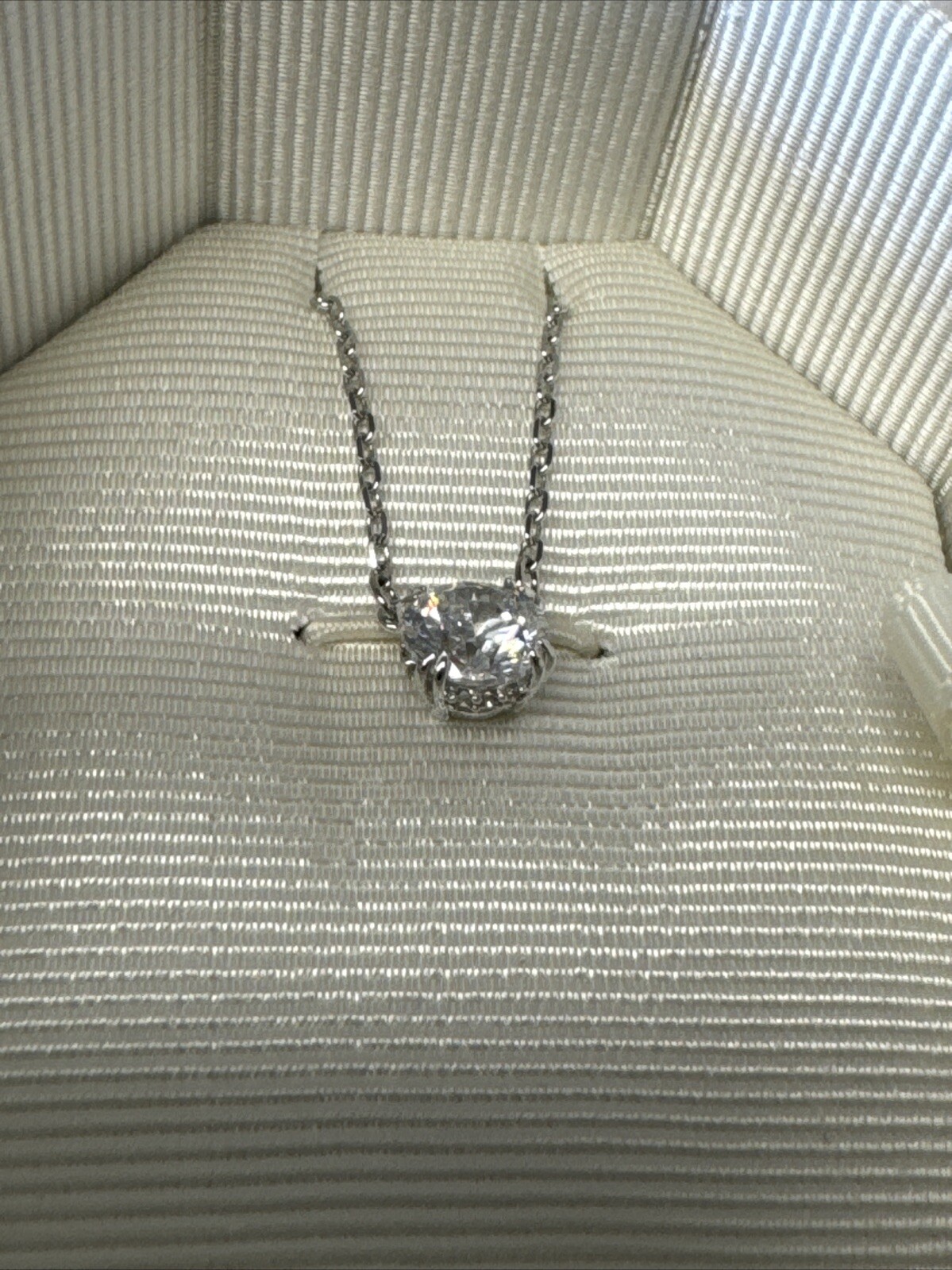 Swarovski Zirconia Stilla Pendant Round Cut, White, Rhodium Plated 5636706