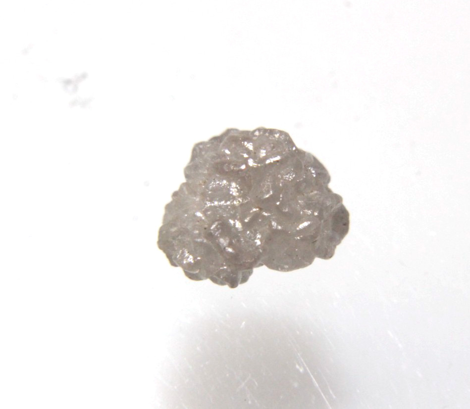 1.67 CTS RAW UNCUT NATURAL GRAY COLOR ROUGH DIAMOND PIECE 7.91×6.49×5.46 MM