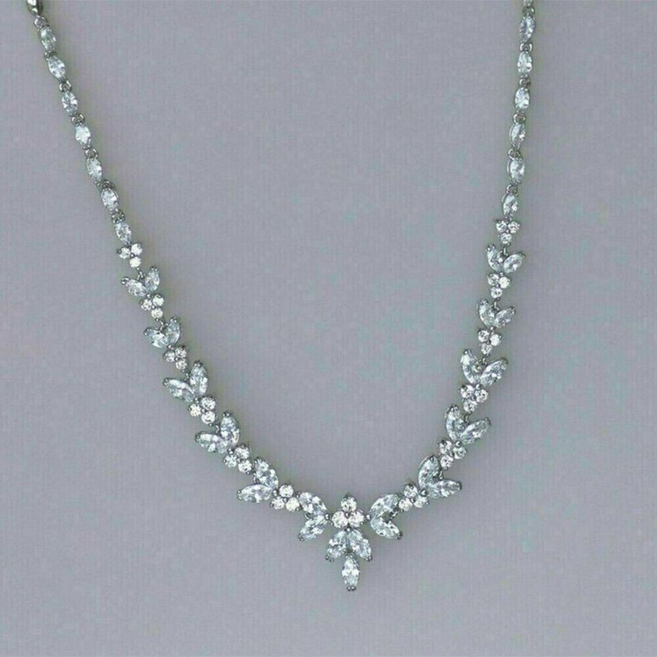 Beautiful Woman Necklace 925 Silver Gold Finish 22 Ct Marquise Simulated Diamond