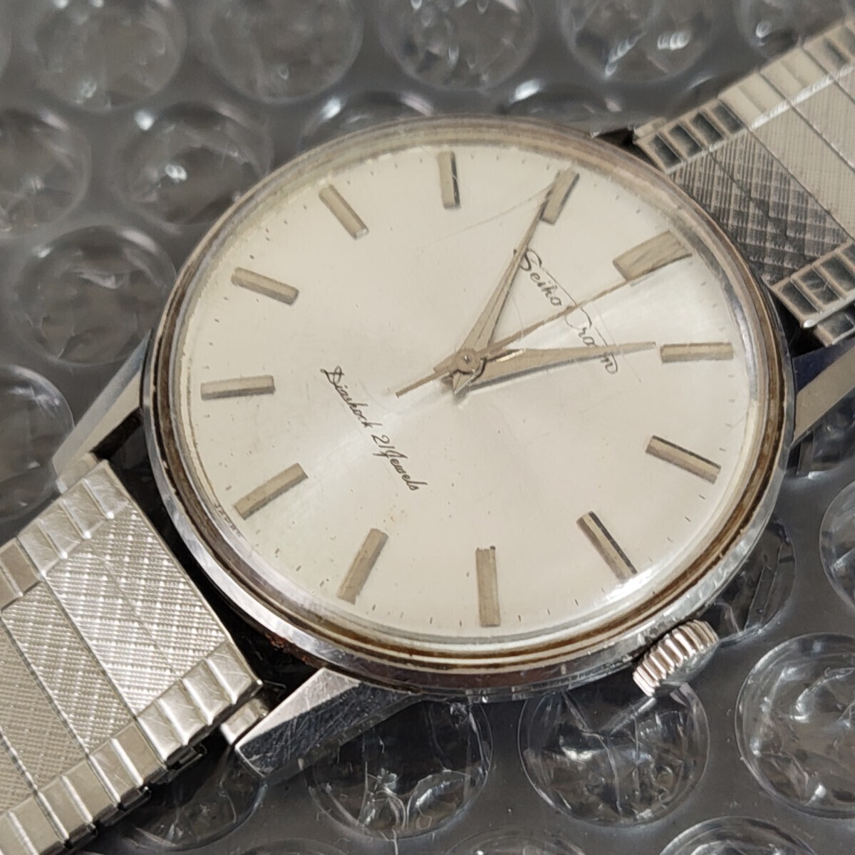 Working SEIKO 16002 Crown Diashock 21 Jewels Silver Dial Manual Wind Men’s Watch