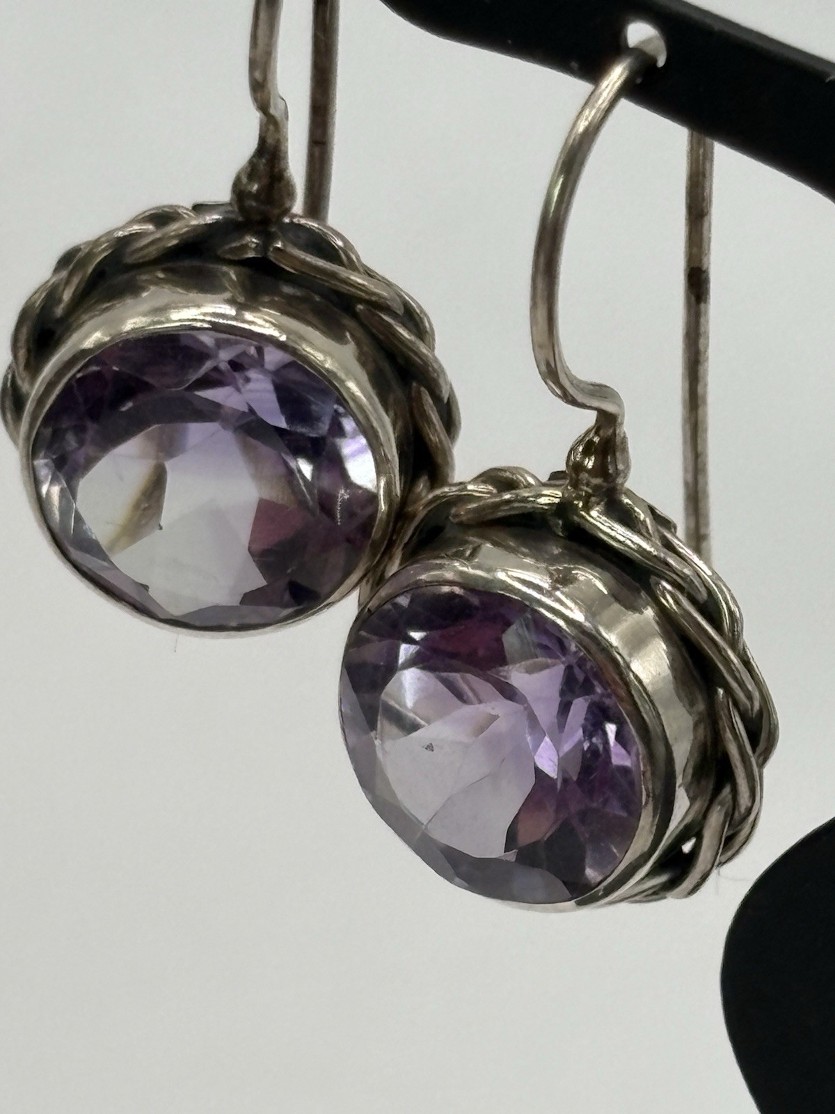 Sterling Silver 10.9mm Amethyst Hook Closure Drop Earrings Woven Frame 5g – 1”
