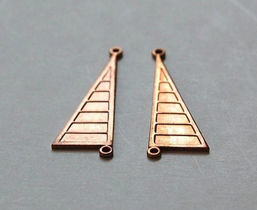 Raw Brass Tapered Triangle Connector Drops mtl325