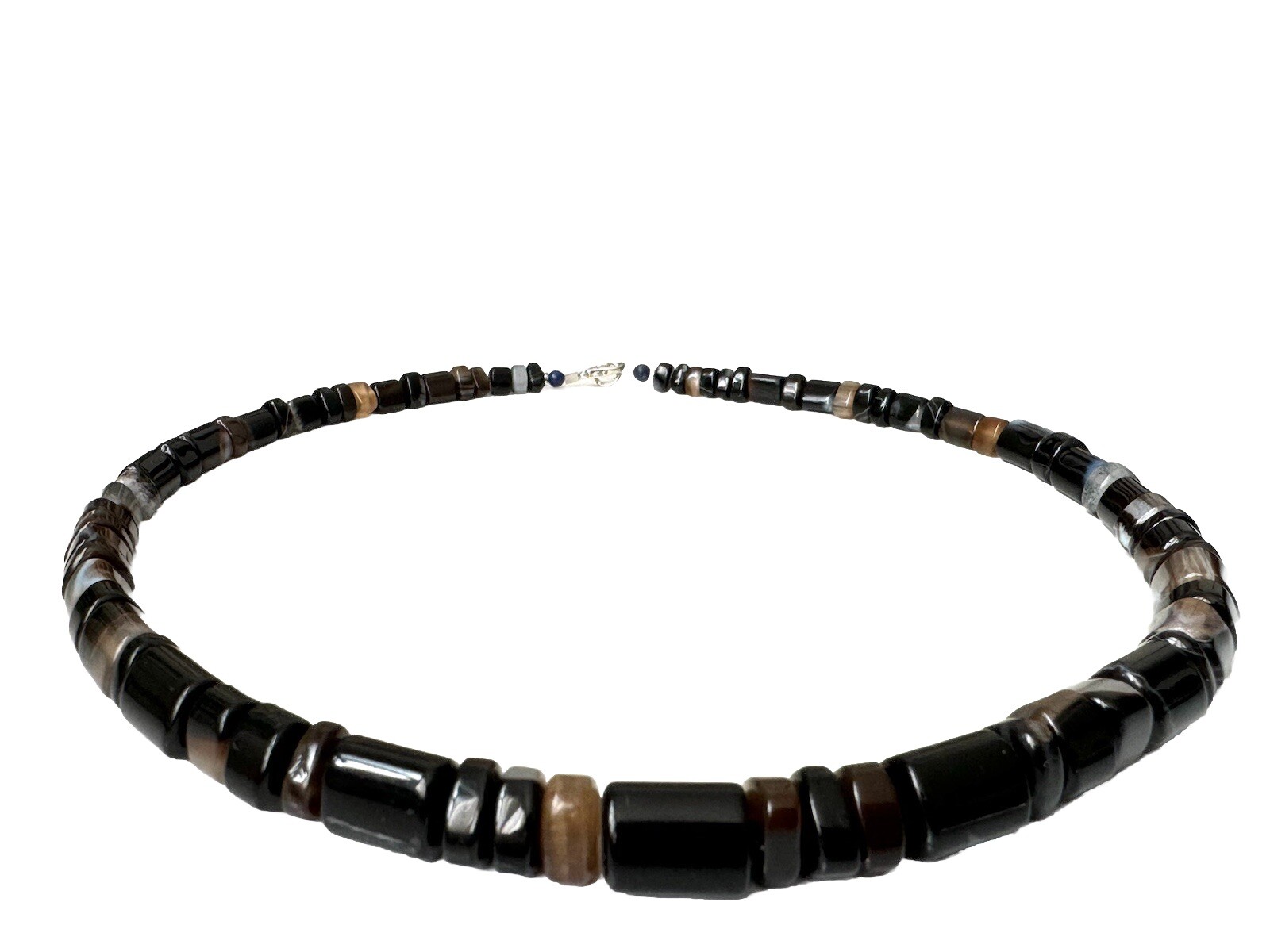 Stunning natural unique shape black and white Akate stone handmade necklace 61gm