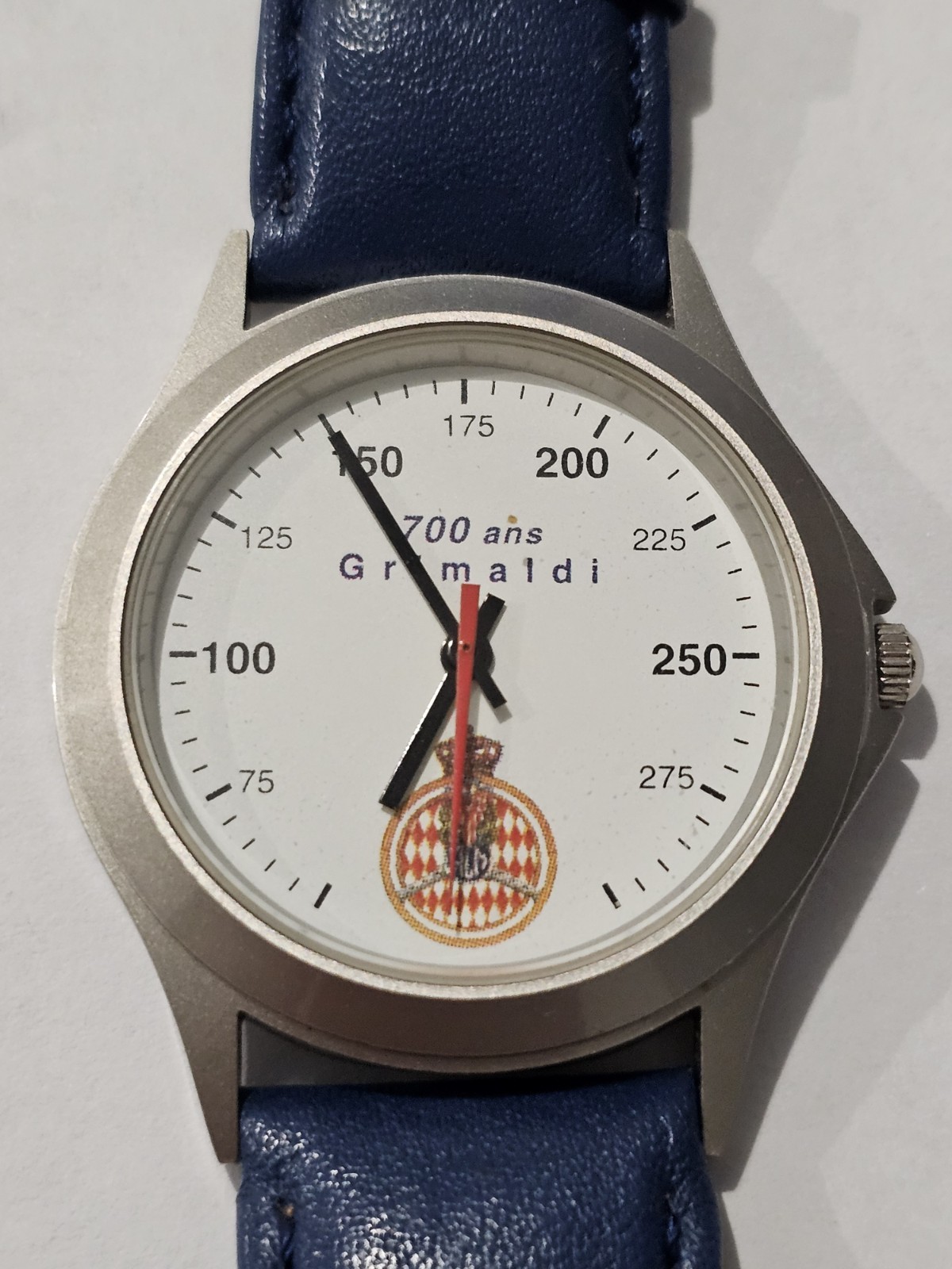 VINTAGE 1997 CLUB MONACO GRIMALDI 700 YEARS MONTE-CARLO AUTOMOBILE WATCH