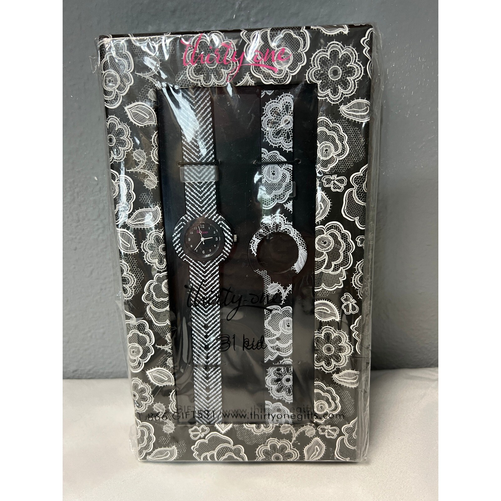 Thirty-One Kids Watch Set Interchangeable Bands Black White Botanical Lace