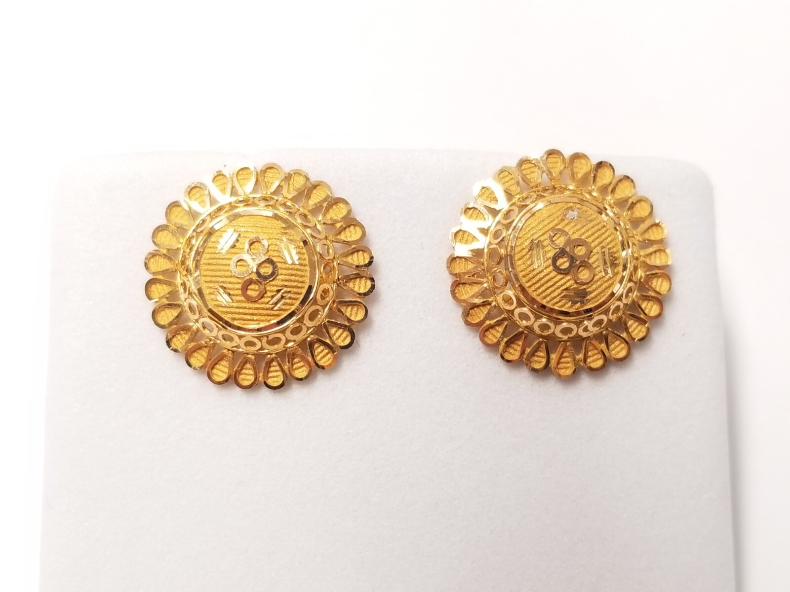 21k KDM Solid Gold Elegant Traditional 17mm Earrings 4.2 grams Total Weight