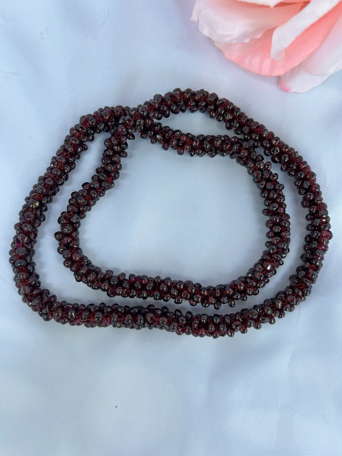 VTG NATURAL RED GARNET BEADED WOVEN ROPE NECKLACE26″ BOHO GEMSTONE STATEMENT