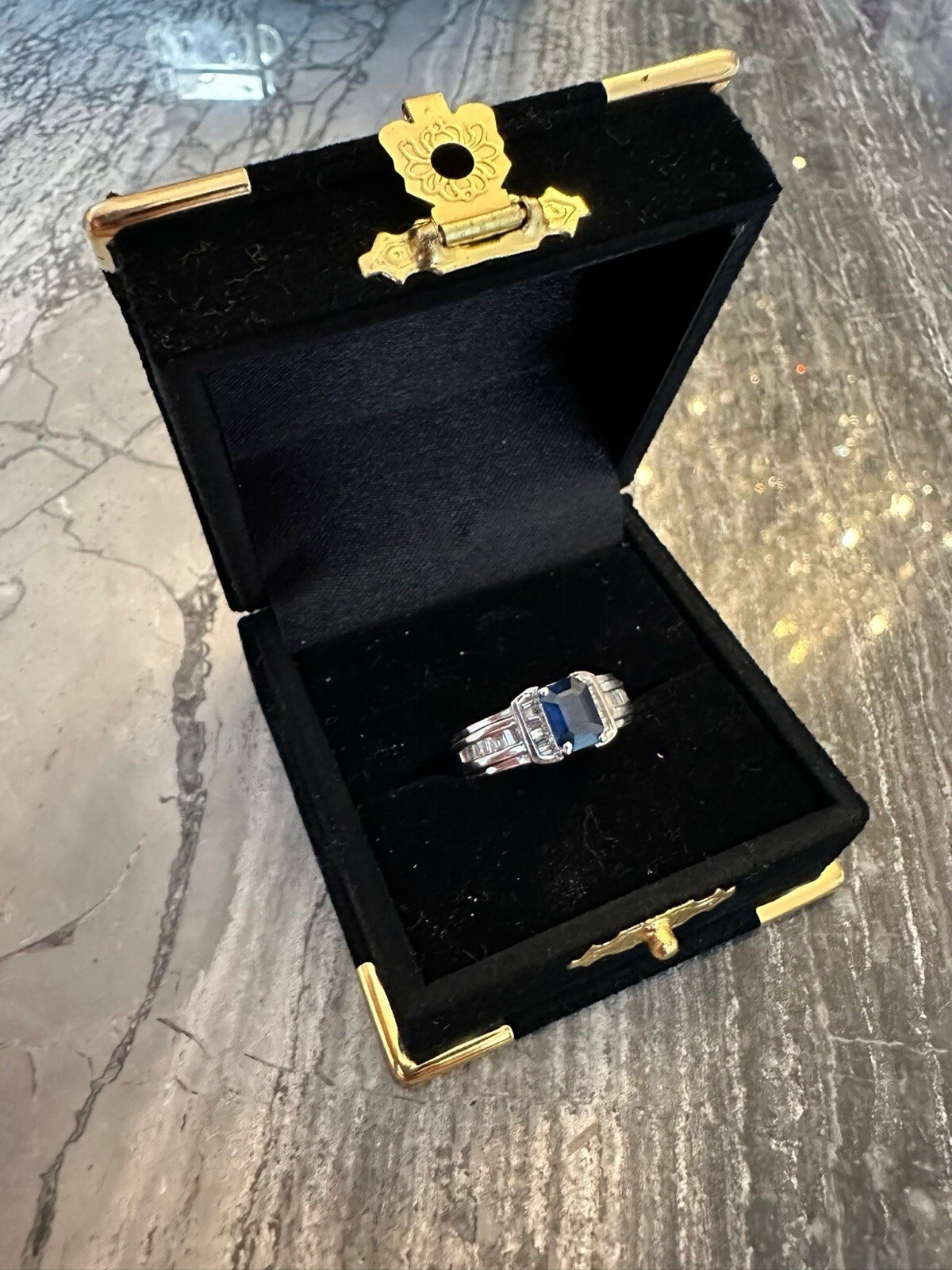 VINTAGE 14K WHITE GOLD 1.00 CT BLUE SAPPHIRE AND 0.50 CT DIAMOND RING SIZE 6