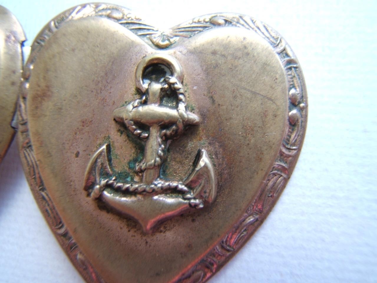 ANTIQUE GF HEART LOCKET W/ MILITARY NAVAL ANCHOR & GENERAL LEE’S HEADQUARTERS