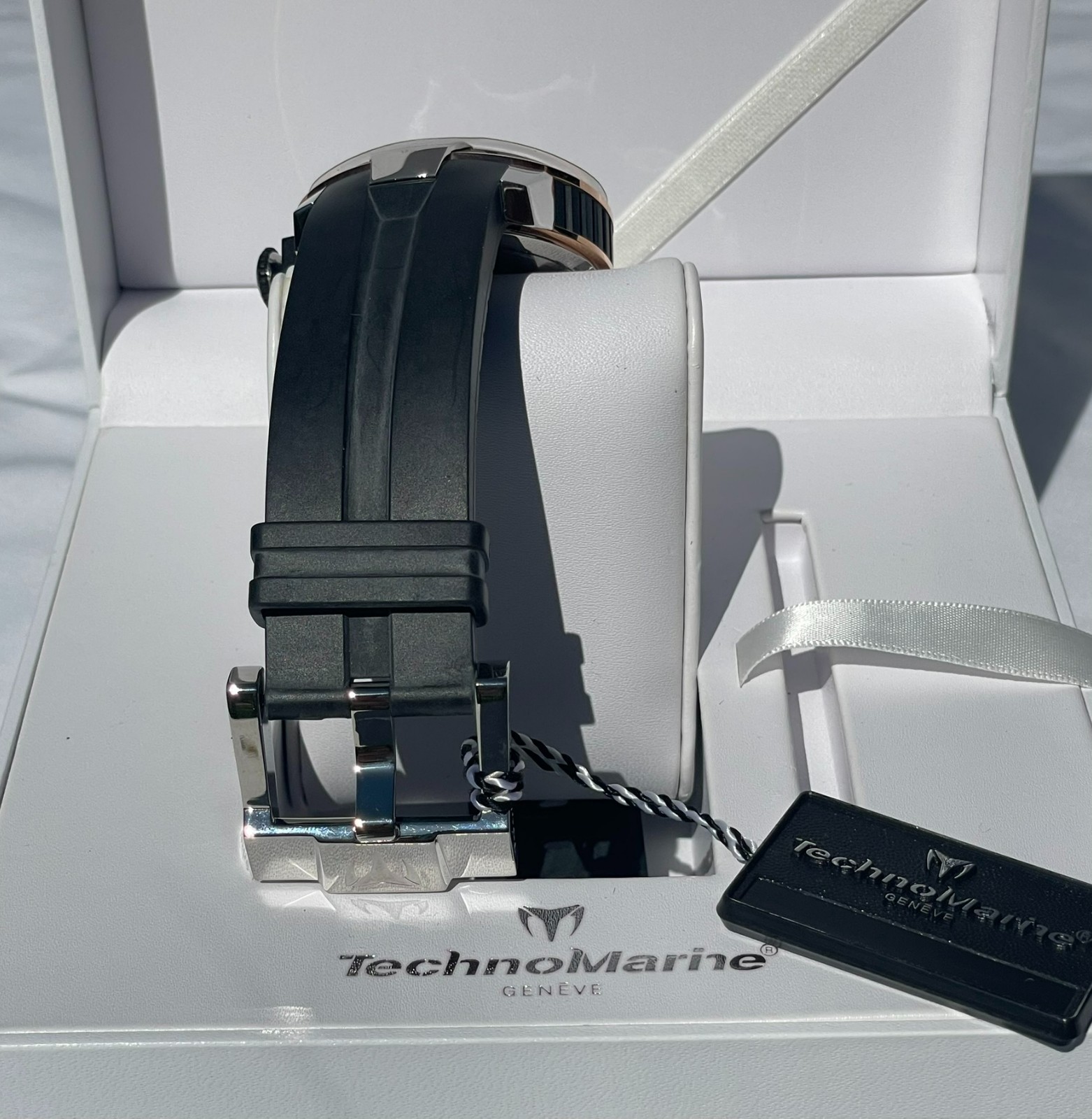 TechnoMarine UF6 Dual Time: Collector-Grade Full Set (New Old Stock) – UFDT02G
