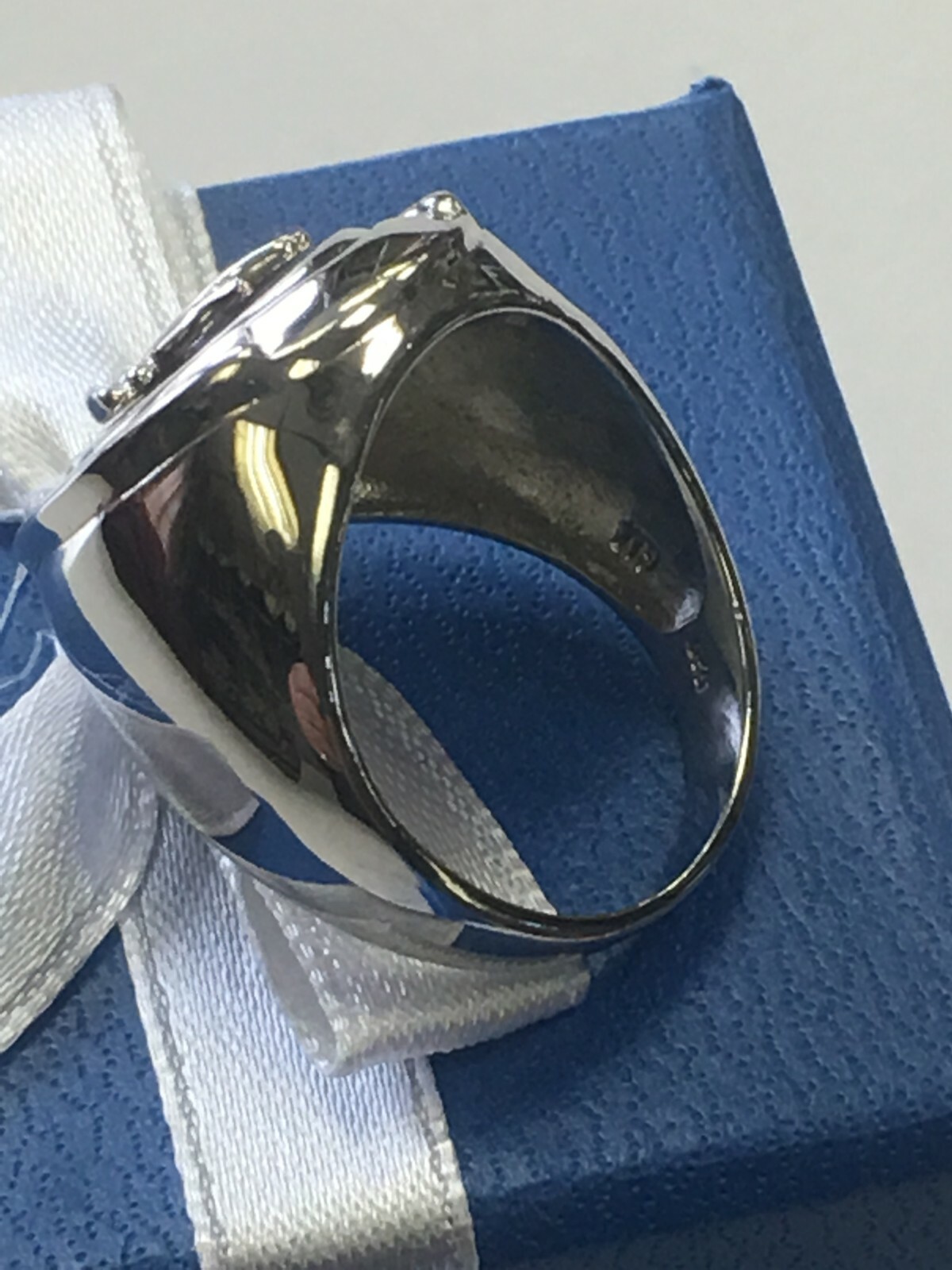 PRAYING HANDS MEN’S 925 STERLING SILVER 1.00 CT BAGUETTES CZ STONES RING size 11