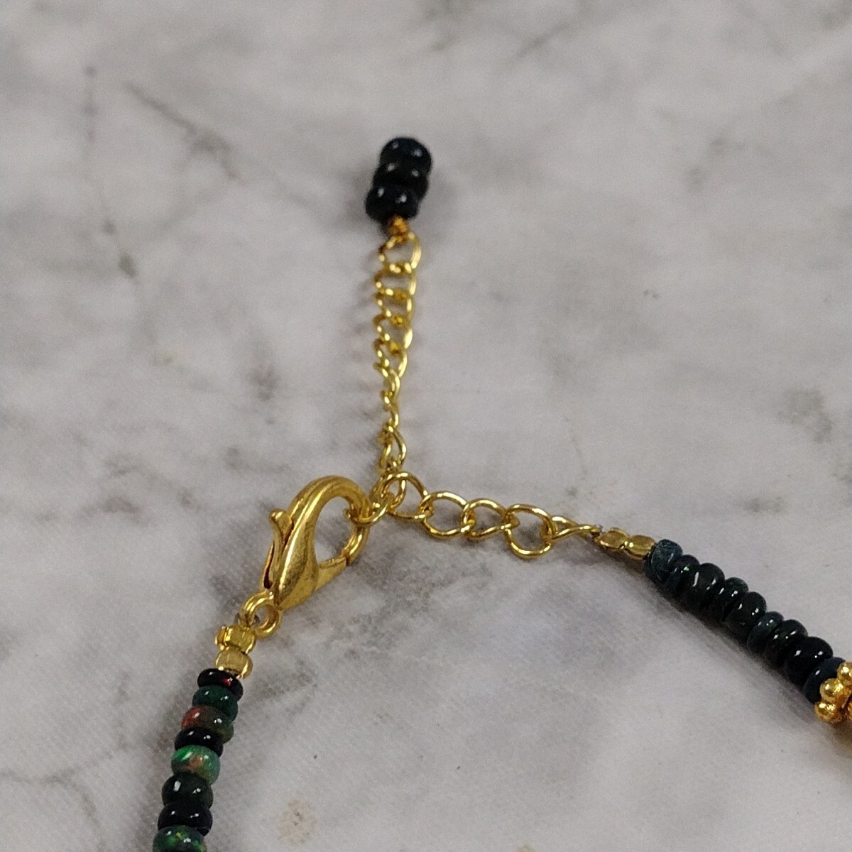 Modern Yellow Gold Plated Smoked Welo Opal Bead Bracelet Adjustable 7-9″