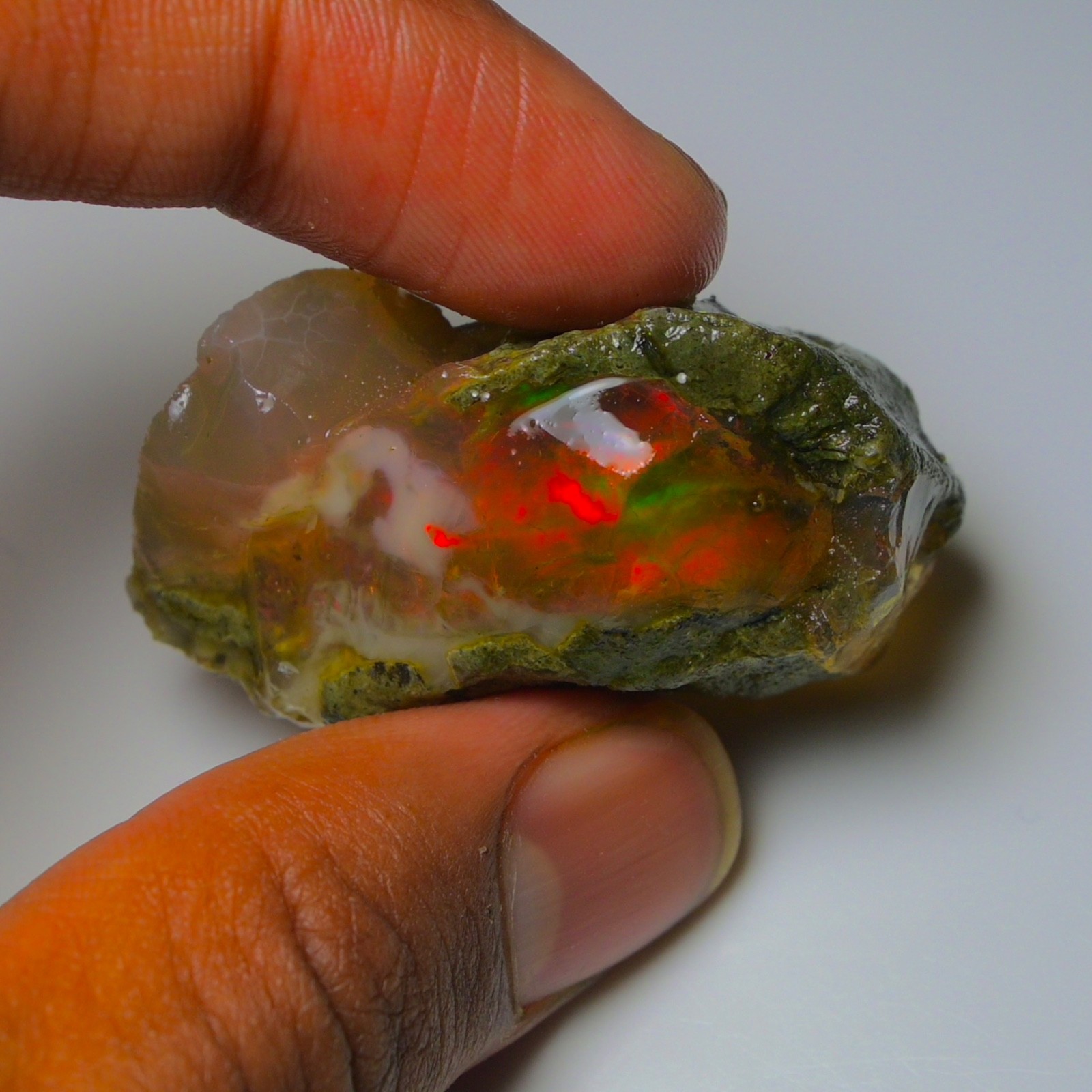 Ethiopian Oil Opal Specimen 100.00 cts Natural Rough Gemstone – Fire Opal Roug