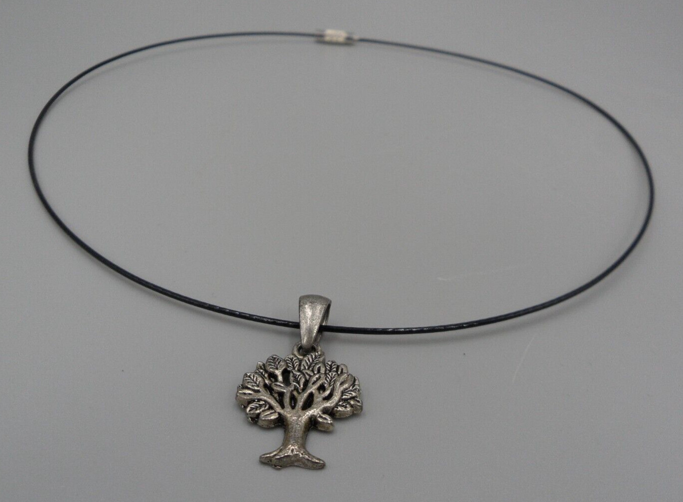 Vintage Tree Pendant Necklace Vinyl Coated Wire Choker Boho Screw Clasp 18″