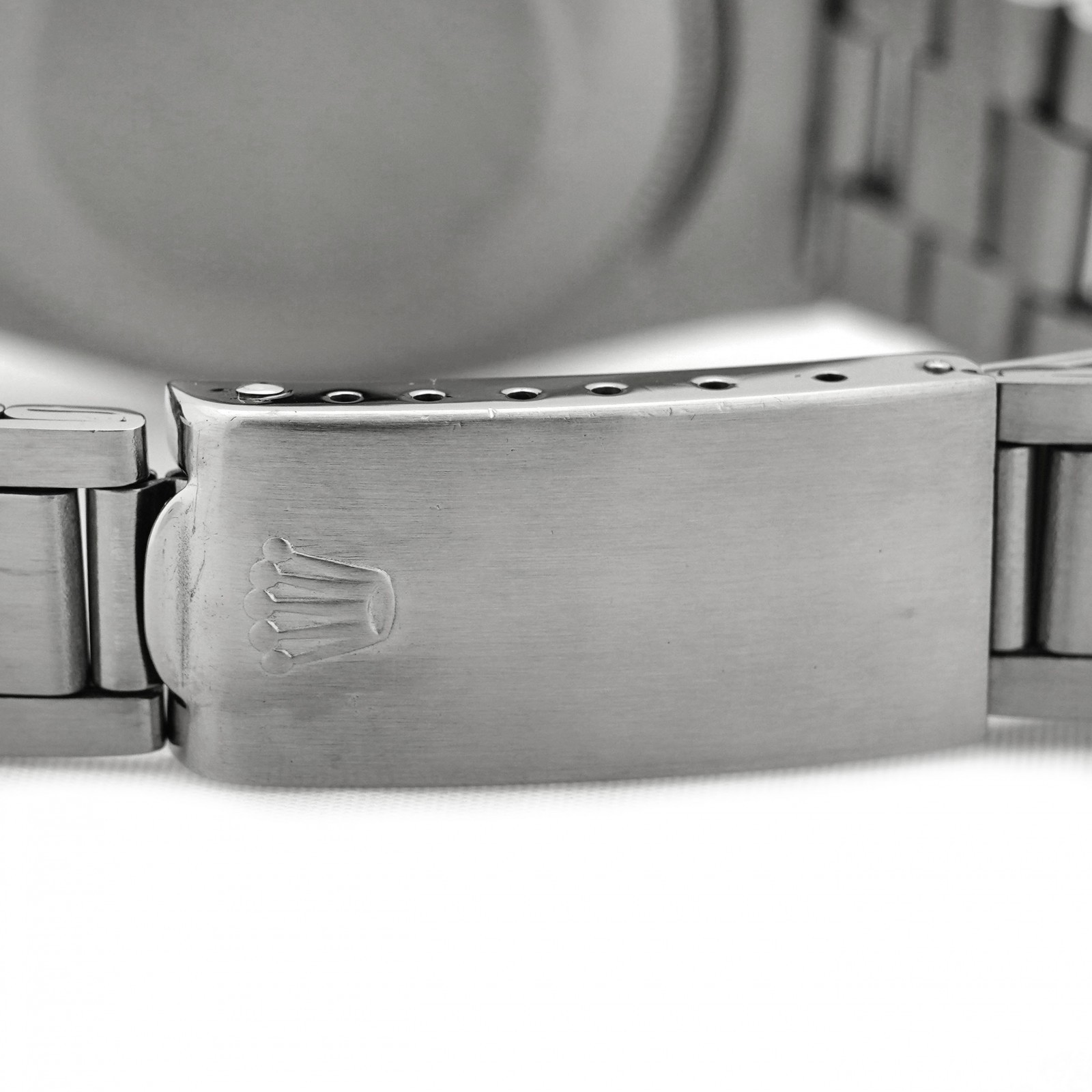 ROLEX Oyster Perpetual Date 1500 Automatic Silver Dial Men