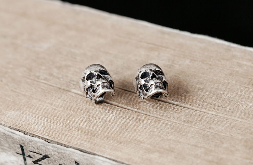 Gothic S925 Sterling Silver Skull Tiny Small Stud Post Earrings Lightweight Cute